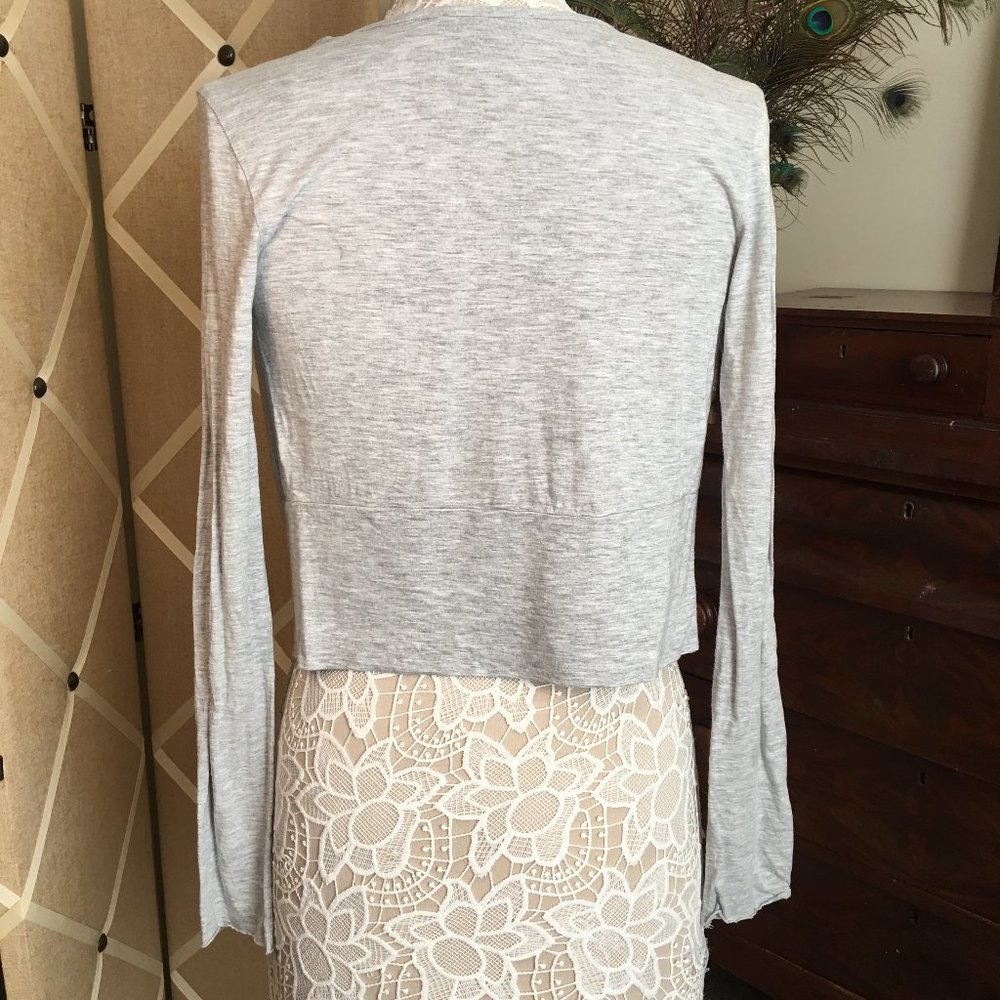 Express Button Up Crop Top - Picture 3 of 8